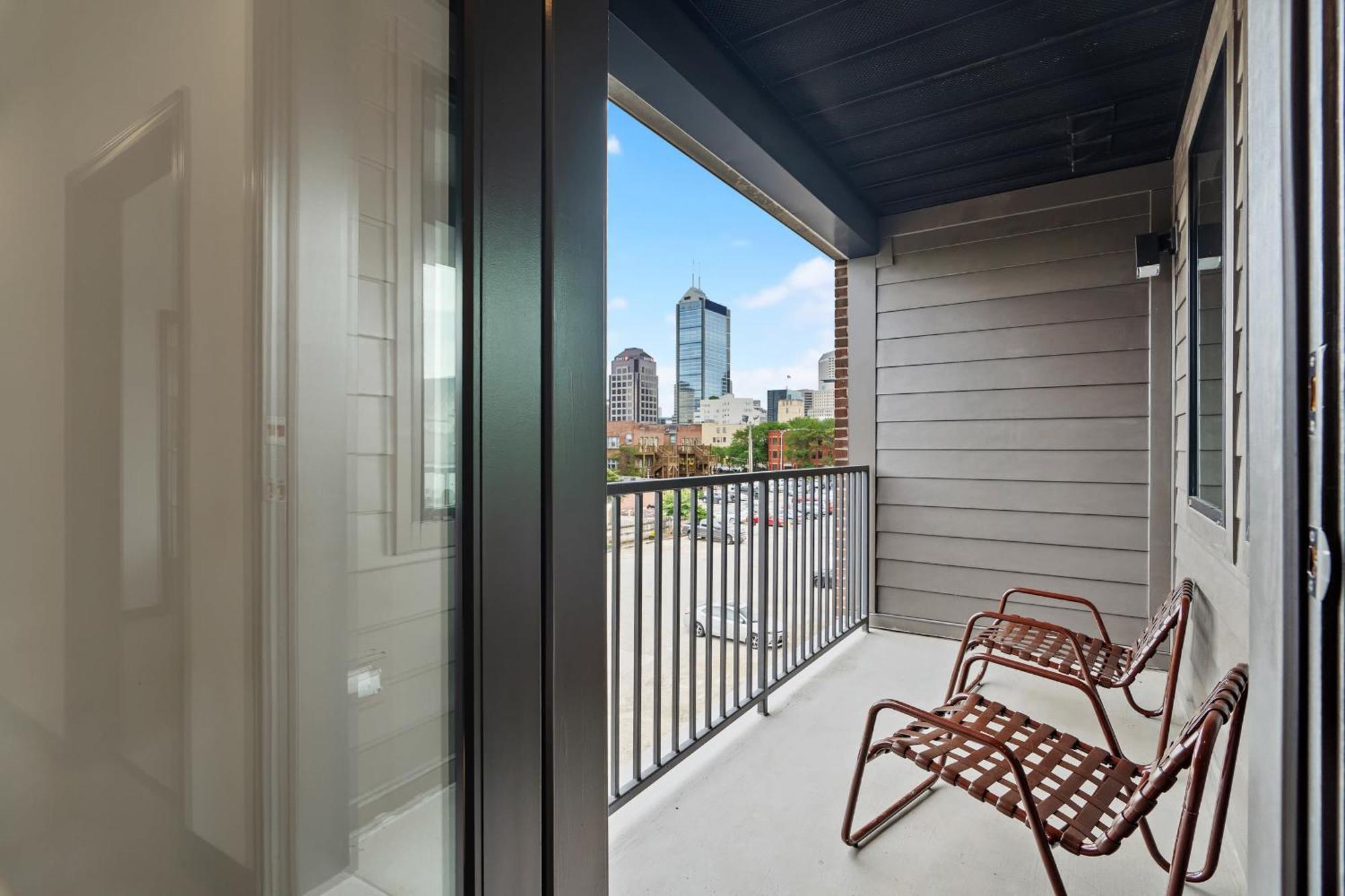 Cozysuites On Mass With Garage Parking #4 Indianapolis Exterior foto